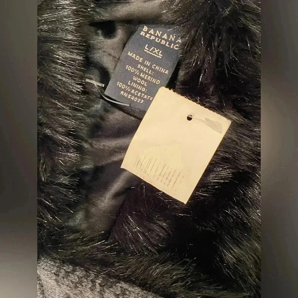 Banana Republic Merino Wool Trapper Hat w/ Faux Fur, L/XL - Picture 3 of 4